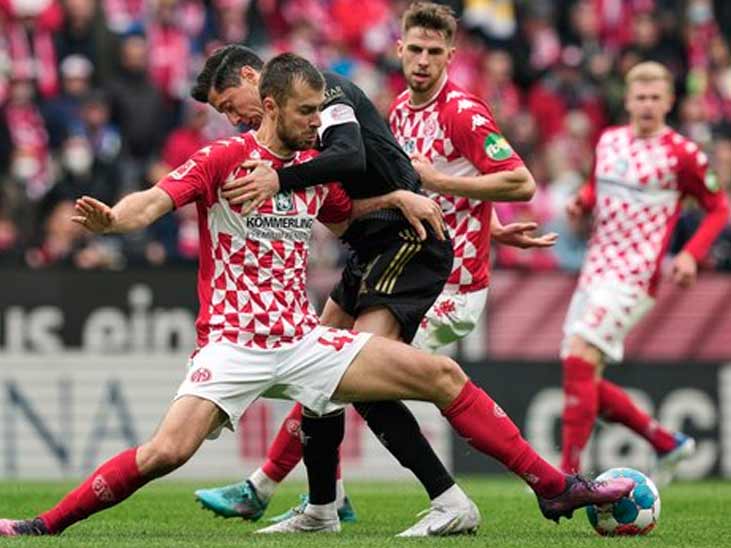 BAYERN vs Gladbach